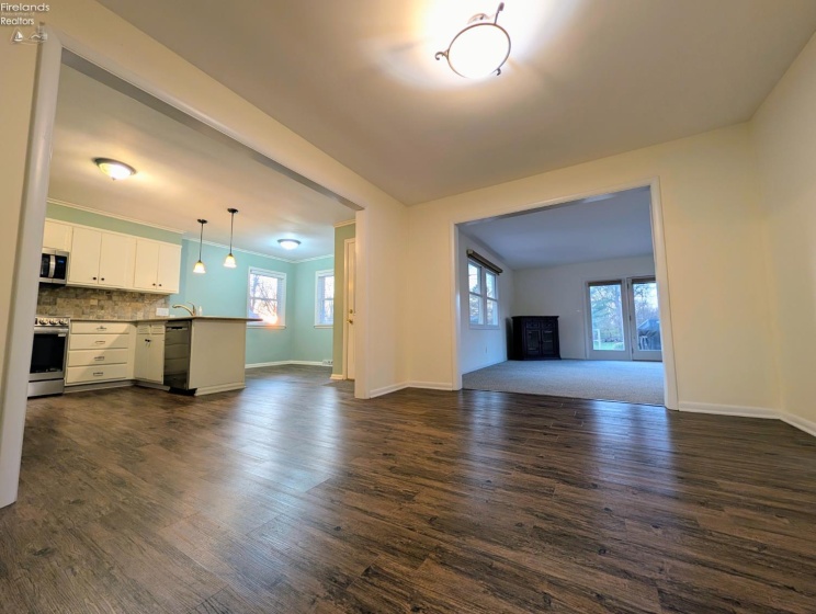 317 Cedar Brook, Sandusky, 44870, 4 Bedrooms Bedrooms, ,2 BathroomsBathrooms,Residential,For Sale,Cedar Brook,20261151