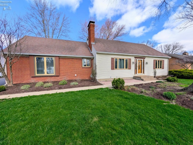 317 Cedar Brook, Sandusky, 44870, 4 Bedrooms Bedrooms, ,2 BathroomsBathrooms,Residential,For Sale,Cedar Brook,20261151