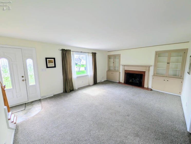 317 Cedar Brook, Sandusky, 44870, 4 Bedrooms Bedrooms, ,2 BathroomsBathrooms,Residential,For Sale,Cedar Brook,20261151