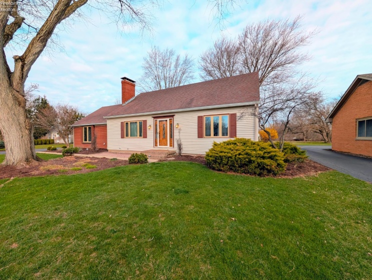 317 Cedar Brook, Sandusky, 44870, 4 Bedrooms Bedrooms, ,2 BathroomsBathrooms,Residential,For Sale,Cedar Brook,20261151