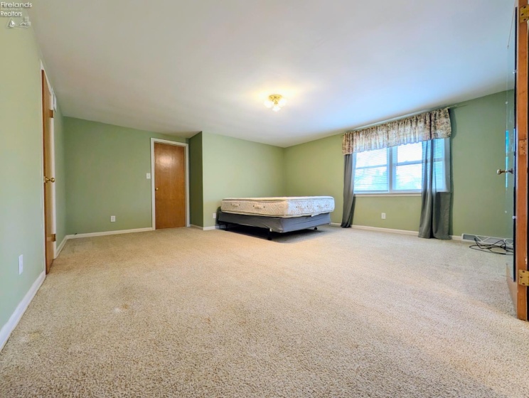 317 Cedar Brook, Sandusky, 44870, 4 Bedrooms Bedrooms, ,2 BathroomsBathrooms,Residential,For Sale,Cedar Brook,20261151