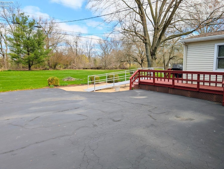 317 Cedar Brook, Sandusky, 44870, 4 Bedrooms Bedrooms, ,2 BathroomsBathrooms,Residential,For Sale,Cedar Brook,20261151