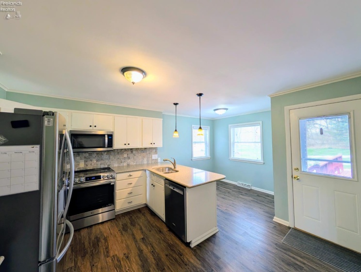 317 Cedar Brook, Sandusky, 44870, 4 Bedrooms Bedrooms, ,2 BathroomsBathrooms,Residential,For Sale,Cedar Brook,20261151