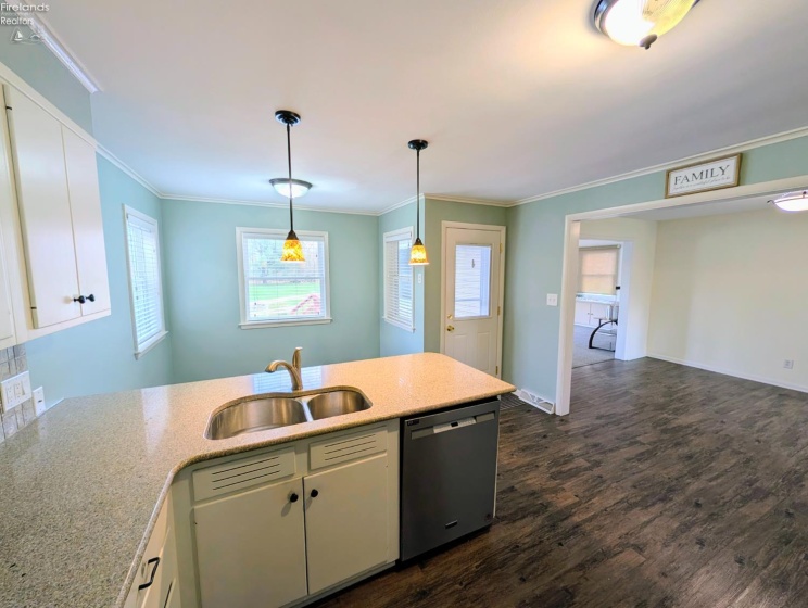 317 Cedar Brook, Sandusky, 44870, 4 Bedrooms Bedrooms, ,2 BathroomsBathrooms,Residential,For Sale,Cedar Brook,20261151