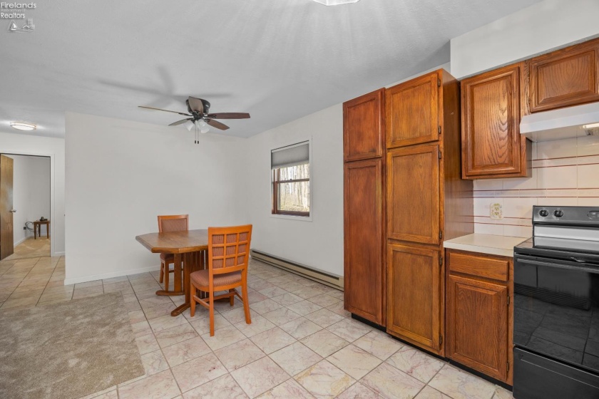 13460 Gifford Road, Oberlin, 44074, 4 Bedrooms Bedrooms, ,2 BathroomsBathrooms,Residential,For Sale,Gifford,20261142