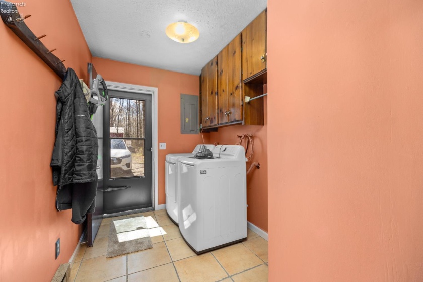 13460 Gifford Road, Oberlin, 44074, 4 Bedrooms Bedrooms, ,2 BathroomsBathrooms,Residential,For Sale,Gifford,20261142