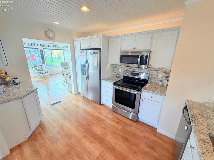 252 Arman Road, Marblehead, 43440, 2 Bedrooms Bedrooms, ,1 BathroomBathrooms,Residential,For Sale,Arman,20261147