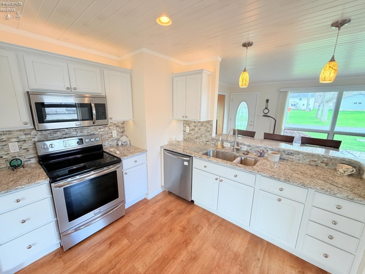 252 Arman Road, Marblehead, 43440, 2 Bedrooms Bedrooms, ,1 BathroomBathrooms,Residential,For Sale,Arman,20261147