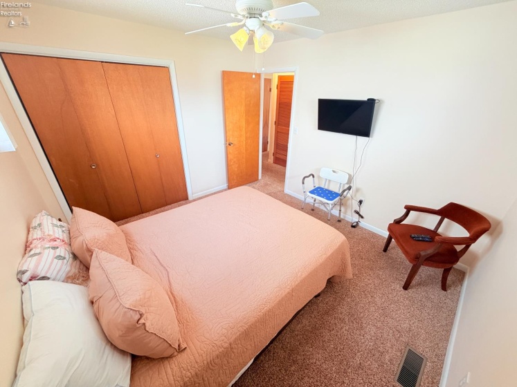 252 Arman Road, Marblehead, 43440, 2 Bedrooms Bedrooms, ,1 BathroomBathrooms,Residential,For Sale,Arman,20261147