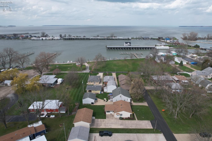 252 Arman Road, Marblehead, 43440, 2 Bedrooms Bedrooms, ,1 BathroomBathrooms,Residential,For Sale,Arman,20261147