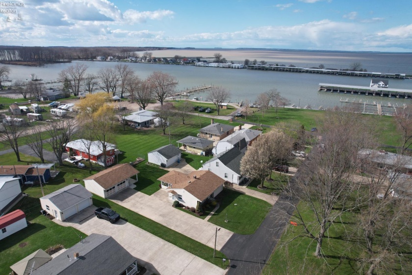 252 Arman Road, Marblehead, 43440, 2 Bedrooms Bedrooms, ,1 BathroomBathrooms,Residential,For Sale,Arman,20261147