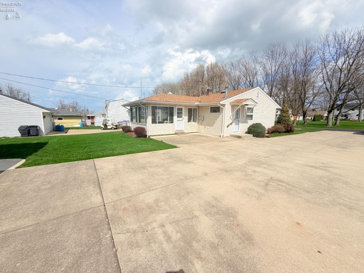 252 Arman Road, Marblehead, 43440, 2 Bedrooms Bedrooms, ,1 BathroomBathrooms,Residential,For Sale,Arman,20261147