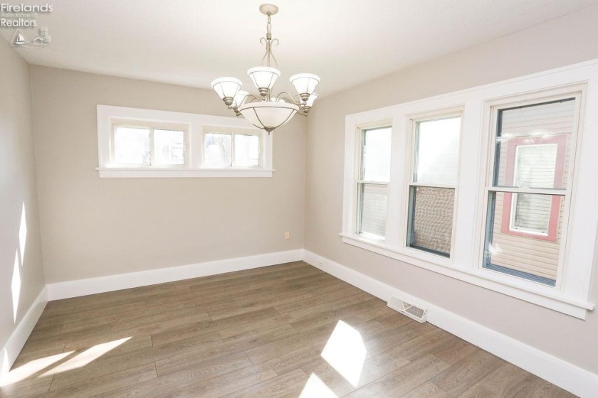 1014 Fourth St, Sandusky, 44870, 3 Bedrooms Bedrooms, ,1 BathroomBathrooms,Residential,For Sale,Fourth St,20261179