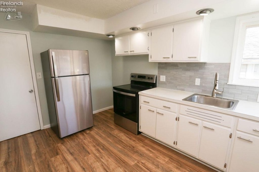 1014 Fourth St, Sandusky, 44870, 3 Bedrooms Bedrooms, ,1 BathroomBathrooms,Residential,For Sale,Fourth St,20261179