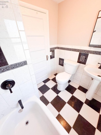 1014 Fourth St, Sandusky, 44870, 3 Bedrooms Bedrooms, ,1 BathroomBathrooms,Residential,For Sale,Fourth St,20261179