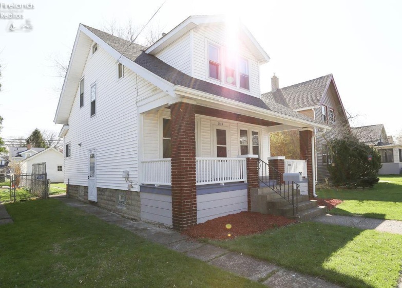 1014 Fourth St, Sandusky, 44870, 3 Bedrooms Bedrooms, ,1 BathroomBathrooms,Residential,For Sale,Fourth St,20261179