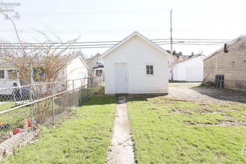 1014 Fourth St, Sandusky, 44870, 3 Bedrooms Bedrooms, ,1 BathroomBathrooms,Residential,For Sale,Fourth St,20261179