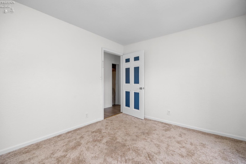 824 Fireland Lane, Port Clinton, 43452, ,Multiple Units,For Sale,Fireland,20261182