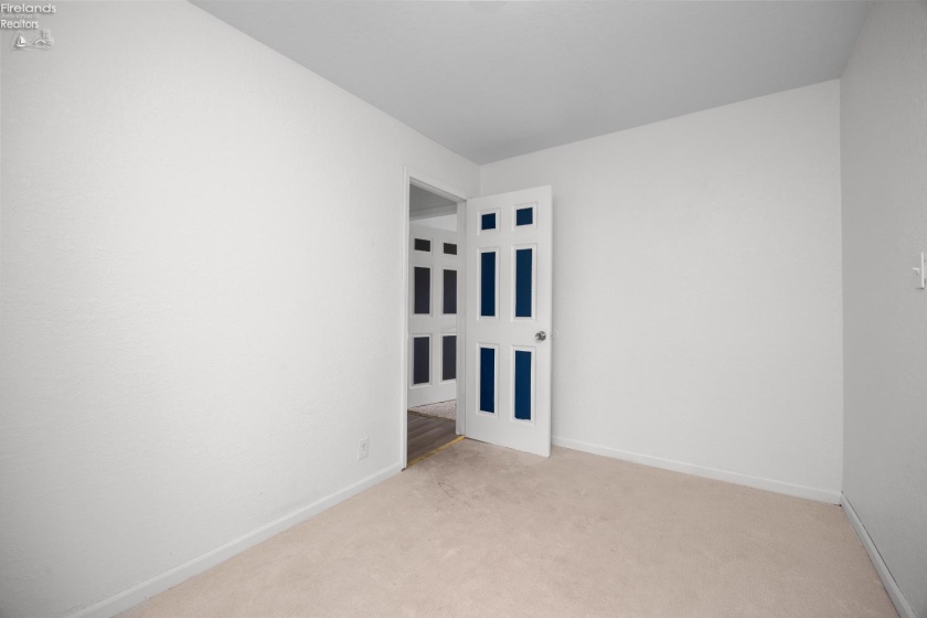 824 Fireland Lane, Port Clinton, 43452, ,Multiple Units,For Sale,Fireland,20261182