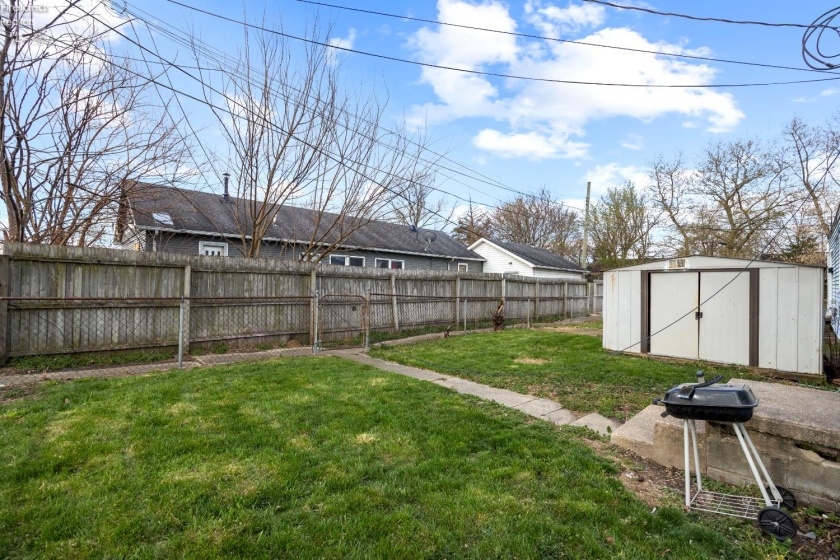 824 Fireland Lane, Port Clinton, 43452, ,Multiple Units,For Sale,Fireland,20261182