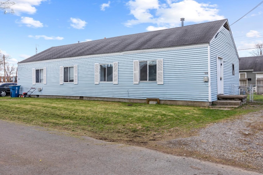 824 Fireland Lane, Port Clinton, 43452, ,Multiple Units,For Sale,Fireland,20261182