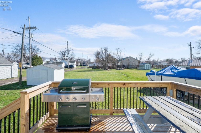 515 2nd Street, Port Clinton, 43452, 2 Bedrooms Bedrooms, ,2 BathroomsBathrooms,Residential,For Sale,2nd,20261194