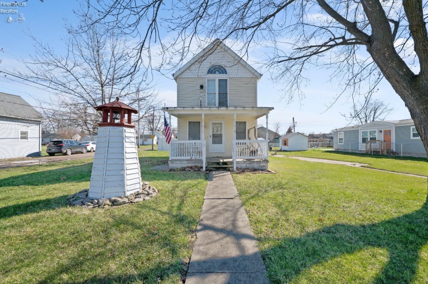 515 2nd Street, Port Clinton, 43452, 2 Bedrooms Bedrooms, ,2 BathroomsBathrooms,Residential,For Sale,2nd,20261194