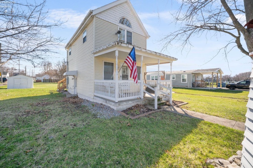 515 2nd Street, Port Clinton, 43452, 2 Bedrooms Bedrooms, ,2 BathroomsBathrooms,Residential,For Sale,2nd,20261194