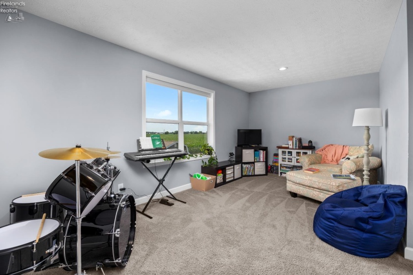 2702 Bogart Road, Sandusky, 44870, 3 Bedrooms Bedrooms, ,3 BathroomsBathrooms,Residential,For Sale,Bogart,20261184