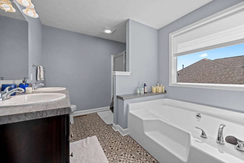 2702 Bogart Road, Sandusky, 44870, 3 Bedrooms Bedrooms, ,3 BathroomsBathrooms,Residential,For Sale,Bogart,20261184