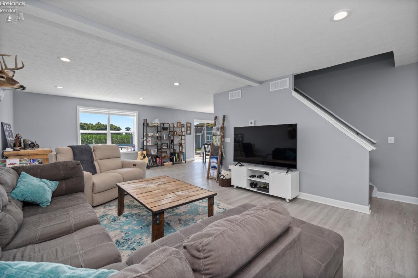 2702 Bogart Road, Sandusky, 44870, 3 Bedrooms Bedrooms, ,3 BathroomsBathrooms,Residential,For Sale,Bogart,20261184