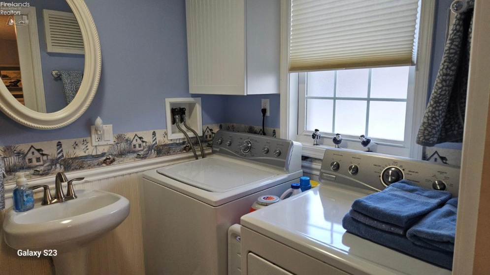 223 Vine Avenue, Lakeside, 43440, 4 Bedrooms Bedrooms, ,2 BathroomsBathrooms,Residential,For Sale,Vine,20261204