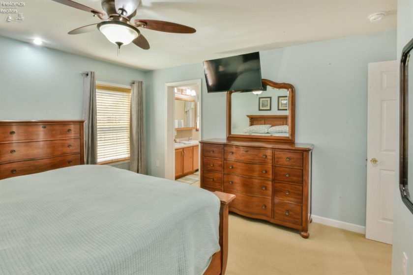 1780 Anna Drive, Marblehead, 43440, 3 Bedrooms Bedrooms, ,2 BathroomsBathrooms,Residential,For Sale,Anna,20261086