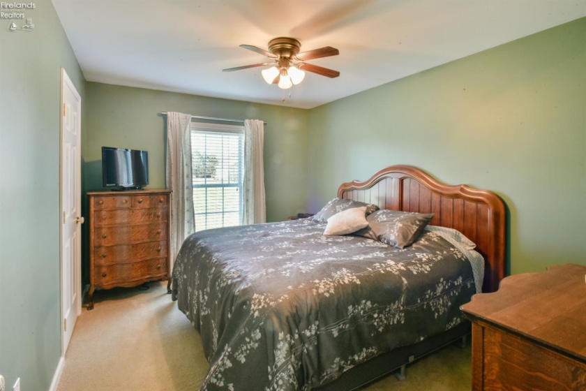 1780 Anna Drive, Marblehead, 43440, 3 Bedrooms Bedrooms, ,2 BathroomsBathrooms,Residential,For Sale,Anna,20261086