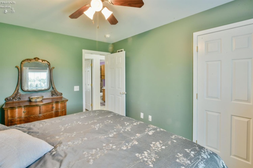 1780 Anna Drive, Marblehead, 43440, 3 Bedrooms Bedrooms, ,2 BathroomsBathrooms,Residential,For Sale,Anna,20261086