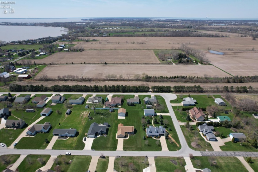 1780 Anna Drive, Marblehead, 43440, 3 Bedrooms Bedrooms, ,2 BathroomsBathrooms,Residential,For Sale,Anna,20261086