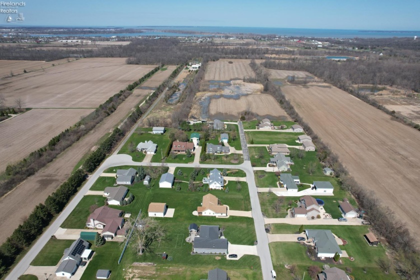 1780 Anna Drive, Marblehead, 43440, 3 Bedrooms Bedrooms, ,2 BathroomsBathrooms,Residential,For Sale,Anna,20261086