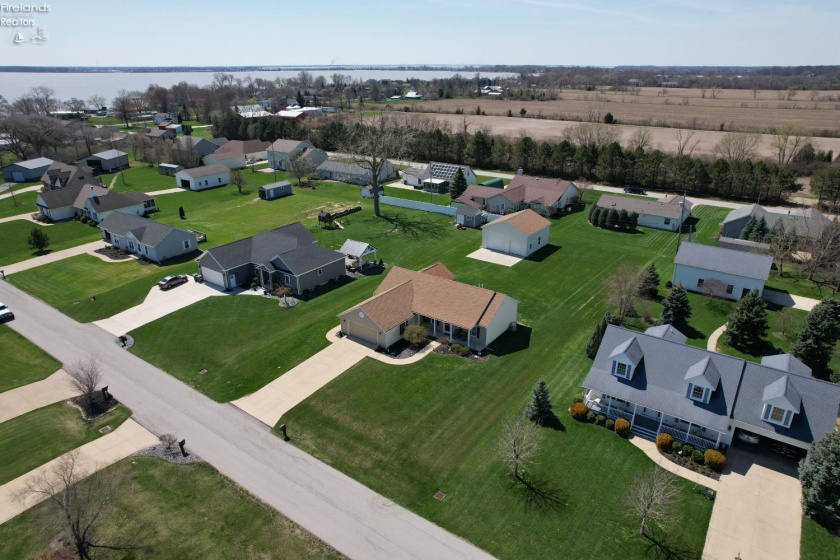 1780 Anna Drive, Marblehead, 43440, 3 Bedrooms Bedrooms, ,2 BathroomsBathrooms,Residential,For Sale,Anna,20261086