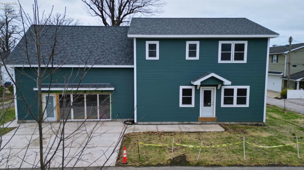 37 Silvern Street, Huron, 44839, 4 Bedrooms Bedrooms, ,4 BathroomsBathrooms,Residential,For Sale,Silvern,20261208