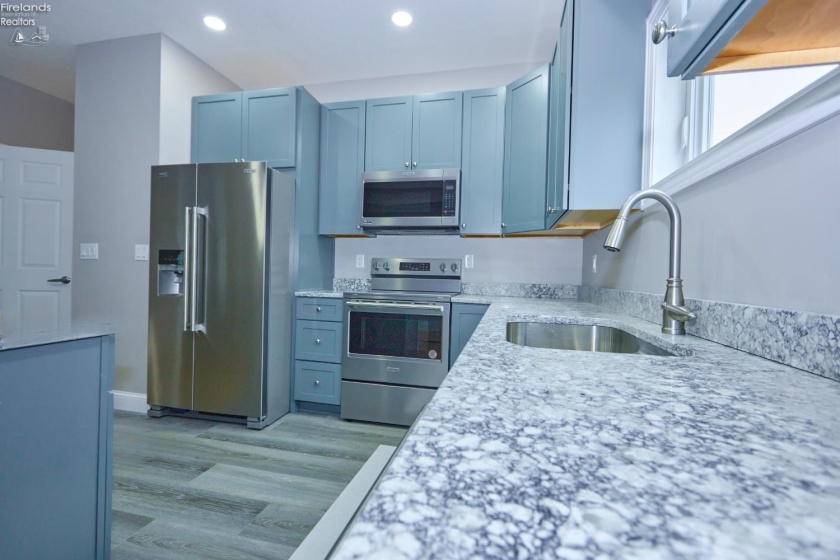 37 Silvern Street, Huron, 44839, 4 Bedrooms Bedrooms, ,4 BathroomsBathrooms,Residential,For Sale,Silvern,20261208