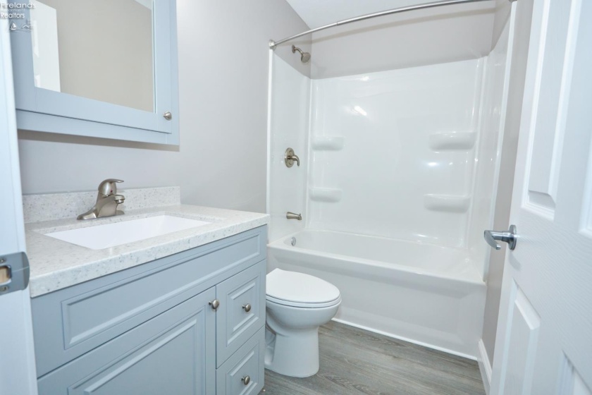 37 Silvern Street, Huron, 44839, 4 Bedrooms Bedrooms, ,4 BathroomsBathrooms,Residential,For Sale,Silvern,20261208