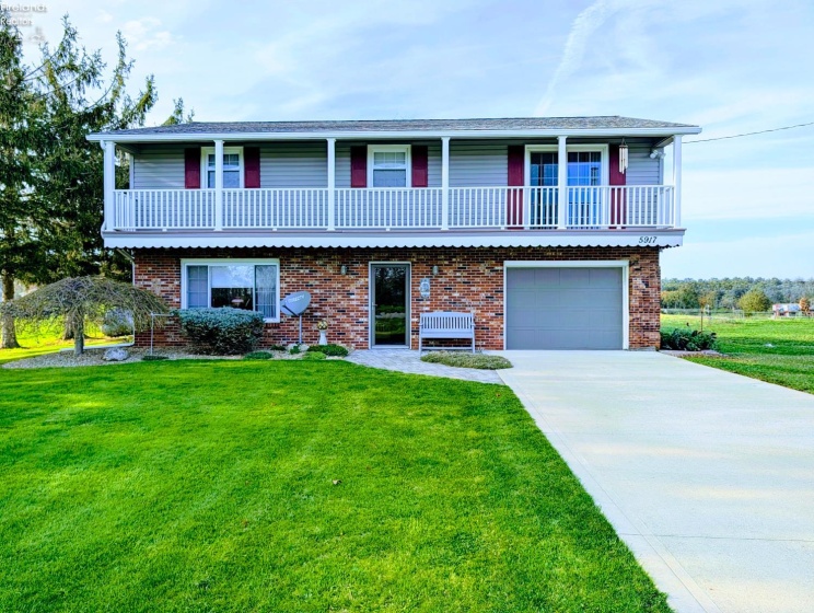 5917 HEYWOOD Road, Sandusky, 44870, 4 Bedrooms Bedrooms, ,2 BathroomsBathrooms,Residential,For Sale,HEYWOOD,20261189