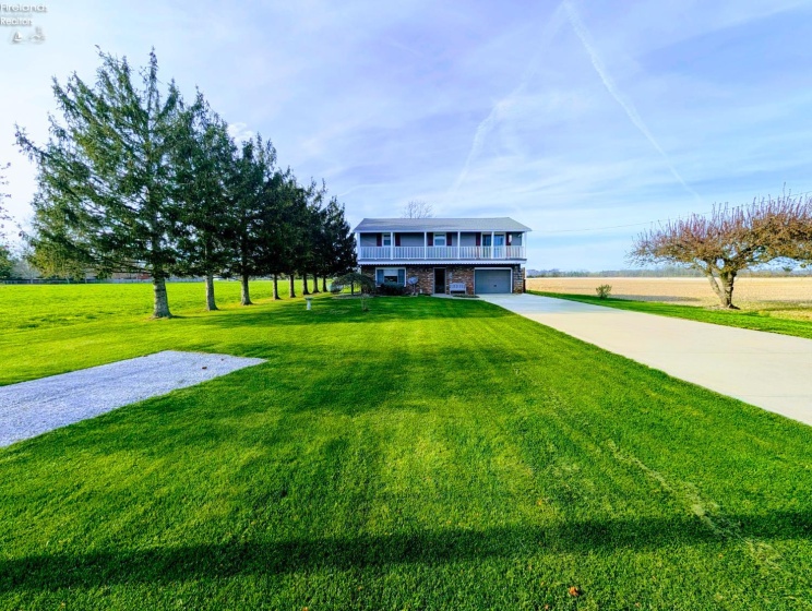 5917 HEYWOOD Road, Sandusky, 44870, 4 Bedrooms Bedrooms, ,2 BathroomsBathrooms,Residential,For Sale,HEYWOOD,20261189