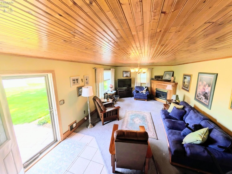 5917 HEYWOOD Road, Sandusky, 44870, 4 Bedrooms Bedrooms, ,2 BathroomsBathrooms,Residential,For Sale,HEYWOOD,20261189