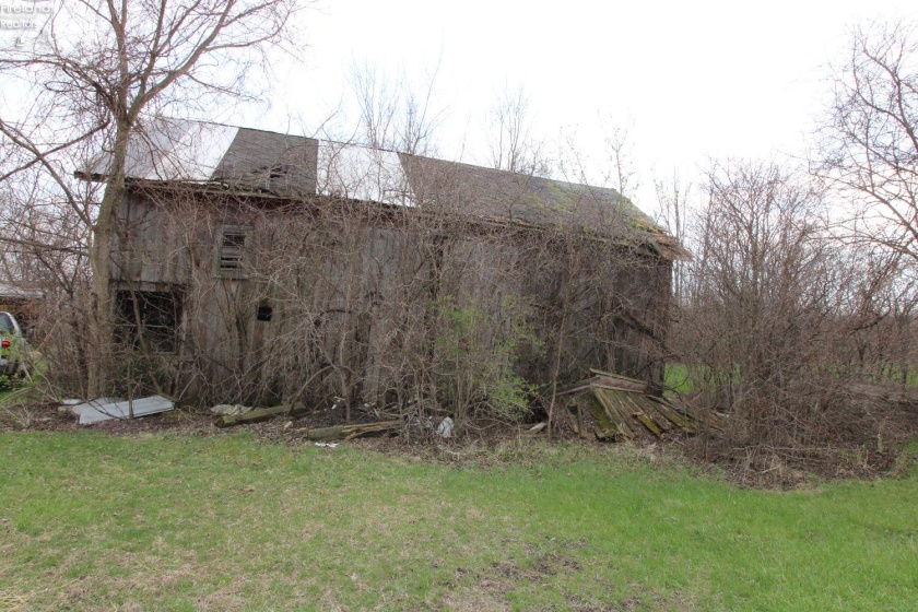 5270 Port Clinton Eastern Road, Port Clinton, 43452, 3 Bedrooms Bedrooms, ,1 BathroomBathrooms,Residential,For Sale,Port Clinton Eastern,20261213