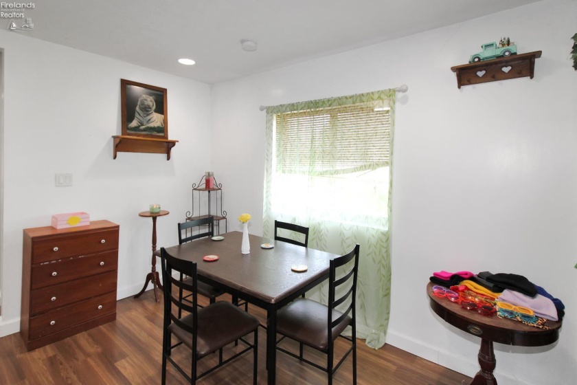 509 Locust Street, Oak Harbor, 43449, 3 Bedrooms Bedrooms, ,1 BathroomBathrooms,Residential,For Sale,Locust,20261217