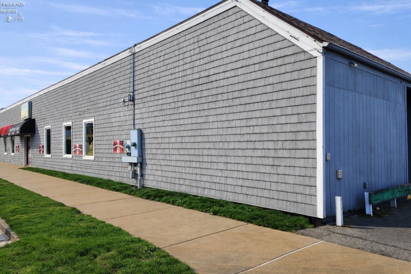 125 Main Street, Huron, 44839, ,Commercial,For Sale,Main,20261106