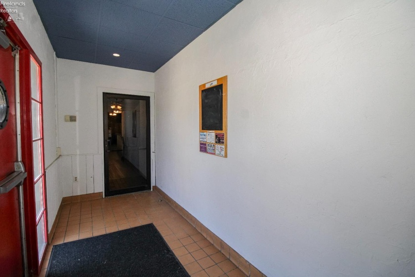 125 Main Street, Huron, 44839, ,Commercial,For Sale,Main,20261106