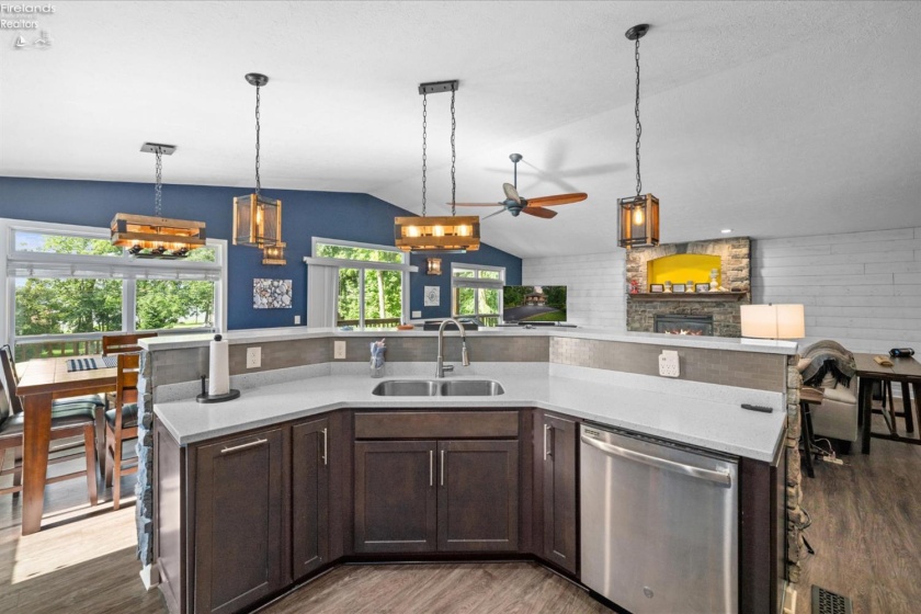 3175 Memorial Shoreway Drive, Marblehead, 43440, 3 Bedrooms Bedrooms, ,2 BathroomsBathrooms,Residential,For Sale,Memorial Shoreway,20261237