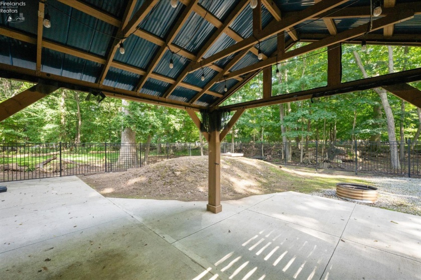 3175 Memorial Shoreway Drive, Marblehead, 43440, 3 Bedrooms Bedrooms, ,2 BathroomsBathrooms,Residential,For Sale,Memorial Shoreway,20261237